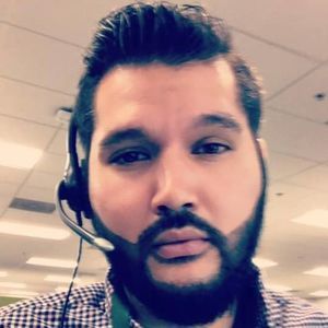 Meet your Posher, Julian